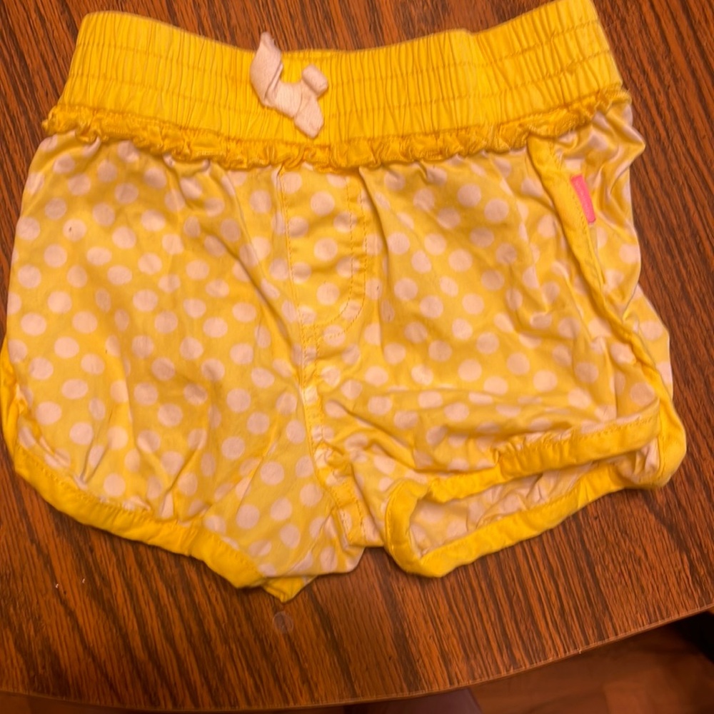 Girls 3t miniville yellow and white polka dot shorts